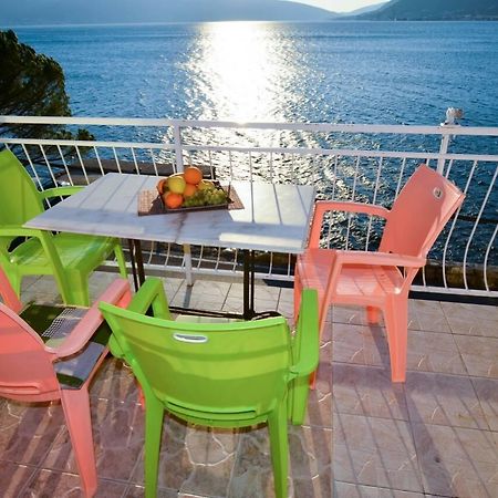 Apartments Olga Tivat Exterior photo